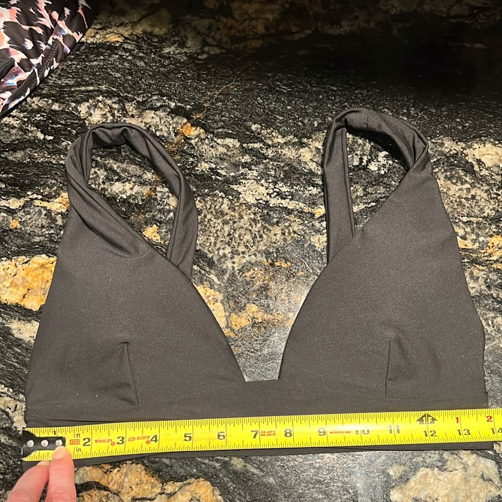 NWOT Volcom Simply Seamless Halter - Picture 13 of 16